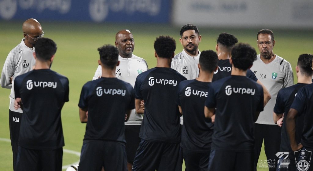 Pitso Mosimane addressing Al Ahli players