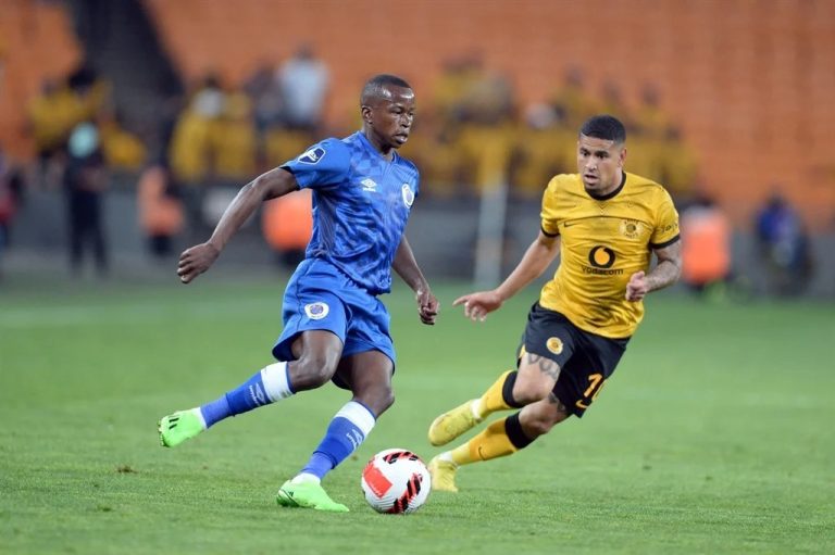 Siphesihle Ndlovu striking the ball.