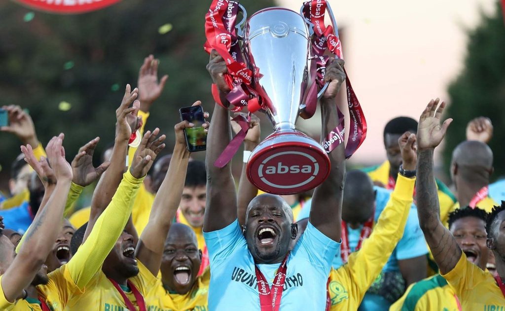 Kennedy Mweene Mamelodi Sundowns goalkeeper with absa Trophy