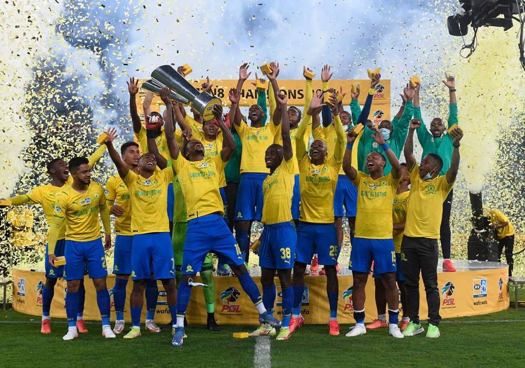 Sundowns lifting the MTN8 Cup