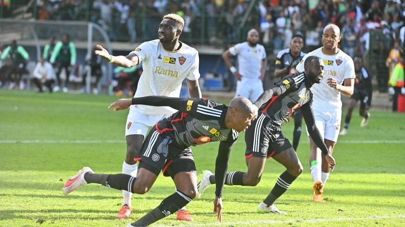 Orlando Pirates vs Stellenbosch FC in the first leg of the MTN8 Cup