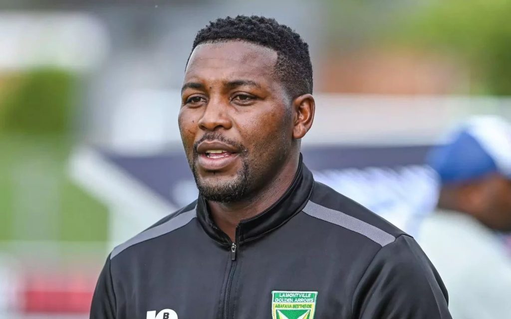 Golden Arrows head coach Mabhuti Khenyeza under pressure