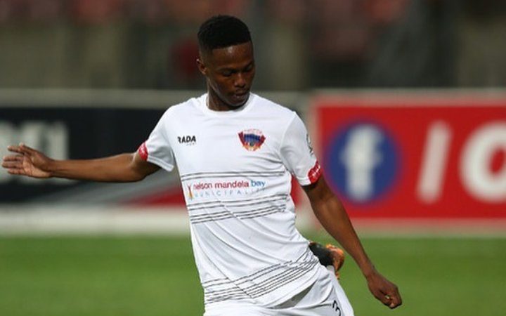 Chippa United Defender Azola Ntsabo