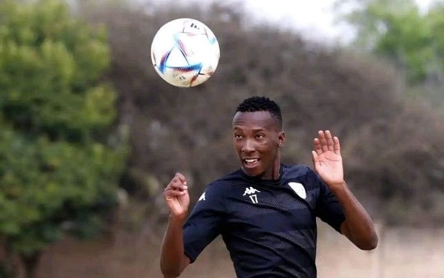 Mamelodi Sundowns offer Elias Mokwana