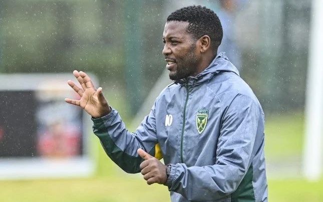 Golden Arrows head coach Mabhuti Khenyeza under pressure