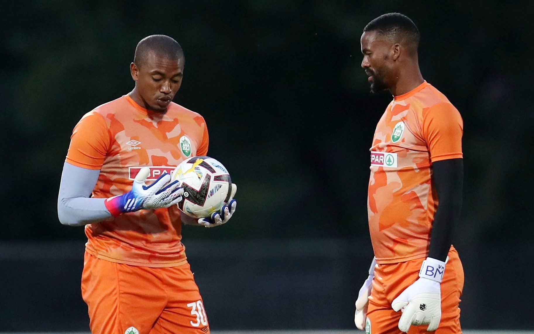 Mamelodi Sundowns goalkeeper Jody February and Veli Mothwa