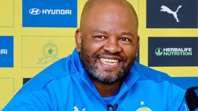 Manqoba Mngqithi Mamelodi Sundowns coach